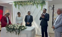 Depremzede İki Öğretmenin İkinci Baharı!