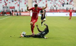 Antalyaspor - Gaziantep FK Maçında İlk Yarı Sona Erdi