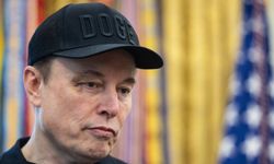 Elon Musk’ın Yüzüne Ne Oldu?