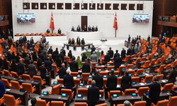 TBMM'de Önder İçin Anma Töreni Düzenlendi