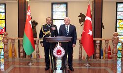 Bakan Güler, Umman Genelkurmay Başkanı'nı Kabul Etti