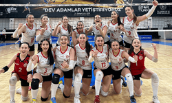 Zeugma Voleybol Yarı Finale Yükseldi