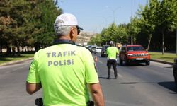 Kebap Dumansız, Motor Kasksız Olmaz