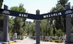 Gaziantep’te Mezarlıkta Skandal!