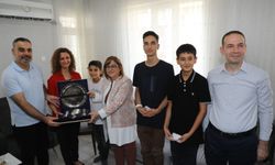 Şahin'den YKS ve LGS Şampiyonlarına Ziyaret!