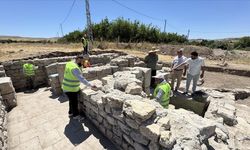 Tarihi Hamam Gün Yüzüne Çıkarıldı