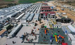Gaziantep’te Depremzedelerin İhtiyaçları Sürüyor