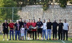 Burak Yılmaz’a Çiçekli Moral Desteği