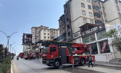 Gaziantep’te 5 Katlı Binada Çıkan Yangın Söndürüldü