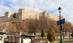 Gaziantep’te Erkekler Kadınları Geçti