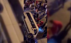 Servis Minibüsü ile Otomobil Çarpıştı! Yaralılar Var…