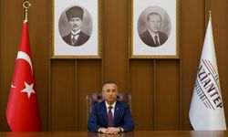 Gaziantep Valilisi Kemal Çeber Yeni Makamına Oturdu