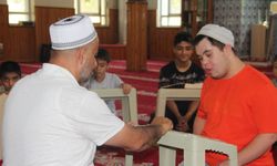 Minarelerin Gölgesinde Bir Sevgi Hikâyesi