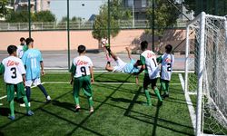 Gaziantep’in Unutulmaya Yüz Tutmuş Mahalle Futbol Sahaları