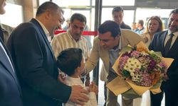 Ak Partili Umut Yılmaz Havalimanında Karşılandı