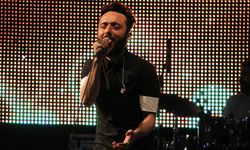 Mabel Matiz Perperişan Şarkı Sözleri: Mabel Matiz'in Perperişan Şarkısı Neden Engellendi?