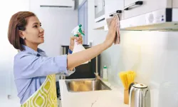 Mutfak Dolabı Temizliğinde En Etkili Yöntem