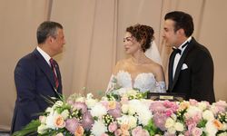 Özel’den Gaziantep’te Sürpriz Nikah Şahitliği