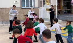 Minik Kalplere Büyük Cumhuriyet Sevinci