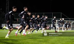 Kırmızı-Siyahlılar Antalyaspor Sınavına Hazırlanıyor