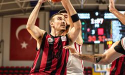 Dev Adamlar İstanbul’da Şov Yaptı