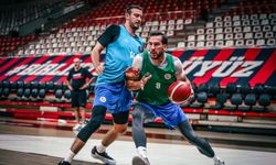Dev Adamlar Göztepe Maçına Hırslı Hazırlanıyor