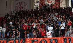 Gaziantepli Taraftardan Tribün Dersi