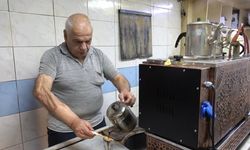 Bakırcılar Çarşısı’nda 50 Yıldır Çay Kokusu