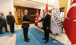 Cumhuriyetin 102. Yılı Tebrik Töreniyle Kutlandı