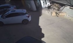 Park Halindeki Tır Bir Anda Devrildi