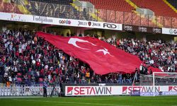 Taraftar Şovuyla Maçın Yıldızı Oldu