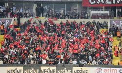 Tribünde 102. Yıla Özel Kutlama!