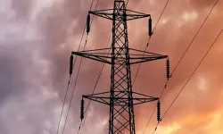 Elektrik Direği Kesilerek Çalındı