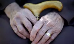 Yaşlılık Aylığı Nasıl Alınır? İşte Şartlar