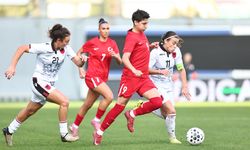 Millîler Berabere Kaldı