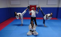 Baba Tekvandoyu Sevdi, Kızları Bayrağı Taşıdı