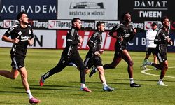 Beşiktaş Antalyaspor Maçına Eksik Kadroyla Hazırlanıyor