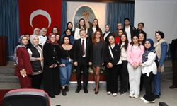 Rus Akademisyen GAÜN’de Türkoloji Çalışmalarını Anlattı