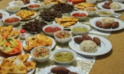 Gaziantep’te Sofralar Sosyalleşme Alanına Dönüşüyor