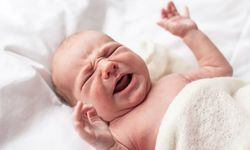 Bebekler Neden Ağlar?