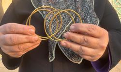 Peçeteye Sarılı Altınlar Çöp Aracına Gitti