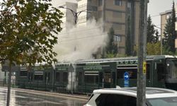 Gaziantep’te Tramvaya Yıldırım Düştü