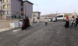 25 Öğrenci Yemekten Zehirlendi İddiası