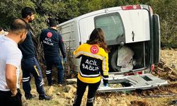 Nurdağı’nda kaza: Minibüs şarampole uçtu, kaza anı kamerada