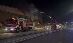 Ambalaj Fabrikası Alevlere Teslim Oldu