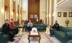 Vali Çeber, Milli Sporcu Çamoğlu’nu Ağırladı