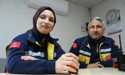Baba-Kız, Aynı Ambulansta Görev Başında