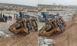Çalışma Sırasında Yol Çöktü, Operatör Yaralandı