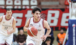 Dev Adamlar Şov Yaptı