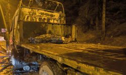 Güneş Paneli Yüklü Tır Alev Alev Yandı